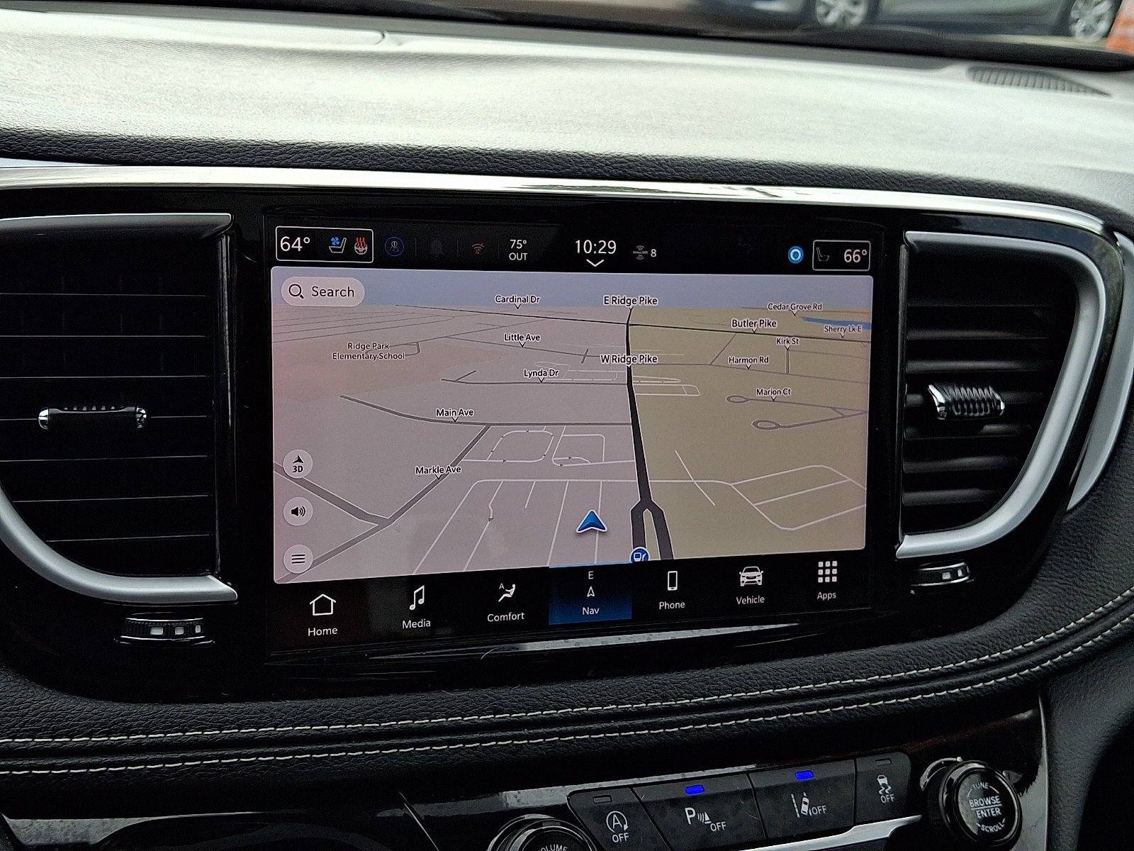 Used 2025 Chrysler Pacifica Limited FWD image 18