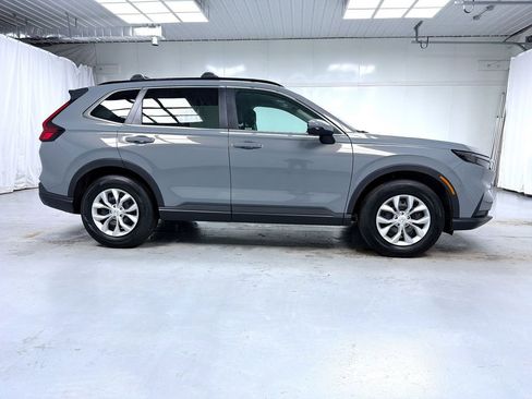 Used 2026 Honda CR-V LX image 10