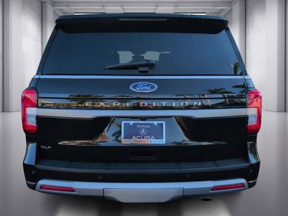 Used 2024 Ford Expedition XLT