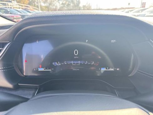 Used 2025 Jeep Grand Cherokee L Limited w/ Black Appearance Package image 25