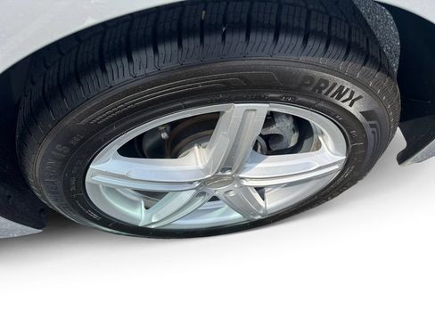 Used 2024 Toyota Corolla LE FWD image 14