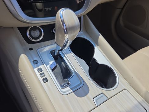 Used 2015 Nissan Murano Platinum w/ Platinum Technology Package FWD image 22