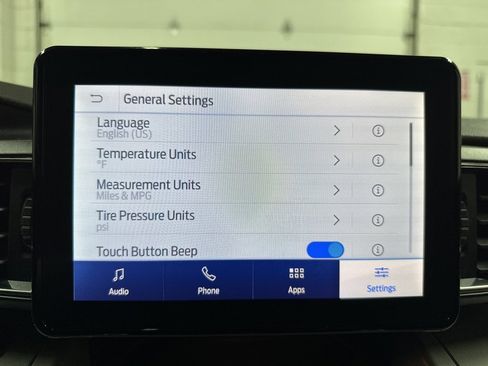 Used 2024 Ford Explorer XLT w/ Equipment Group 202A image 36