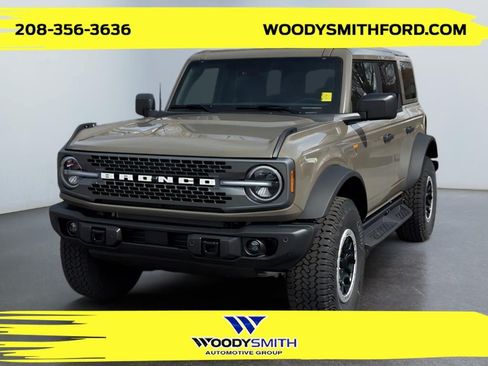 New 2026 Ford Bronco Badlands AWD/4WD image 1