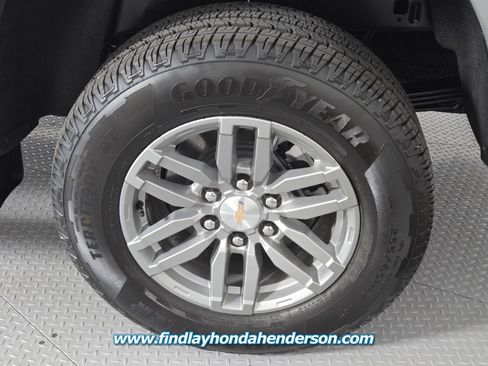Used 2024 Chevrolet Colorado LT w/ LT Convenience Package II RWD image 10