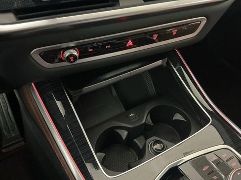 Certified 2026 BMW X5 sDrive40i w/ M Sport Package image 13