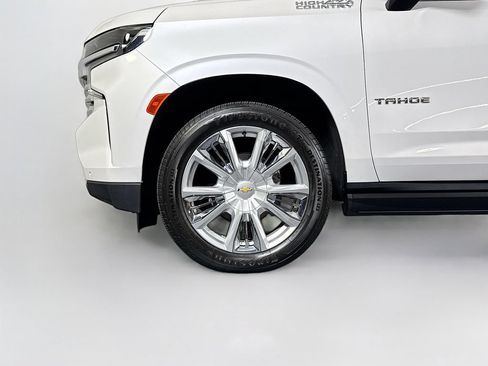 Used 2022 Chevrolet Tahoe High Country RWD image 24
