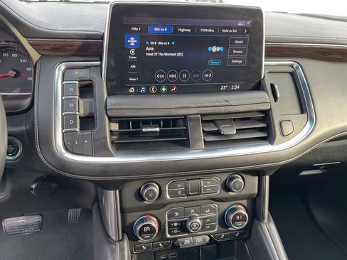 Used 2021 Chevrolet Tahoe Z71 image 36