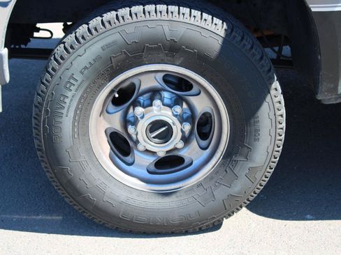 Used 2003 Ford F250 Lariat AWD/4WD image 17