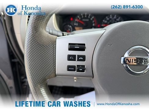 Used 2019 Nissan Frontier SV image 14