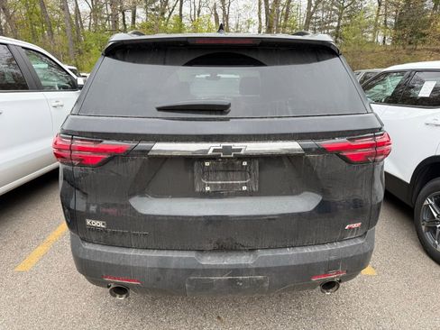 Used 2023 Chevrolet Traverse RS w/ LPO, Floor Liner Package AWD/4WD image 3
