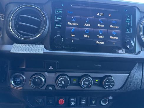 Used 2019 Toyota Tacoma TRD Off-Road image 19