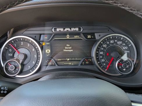 New 2026 RAM 1500 4x4 Crew Cab image 30