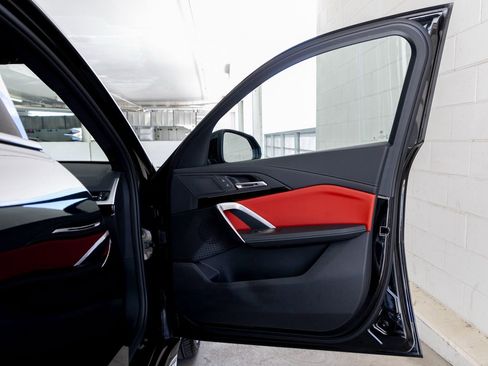 Certified 2025 BMW X2 xDrive28i w/ M Sport Package image 26