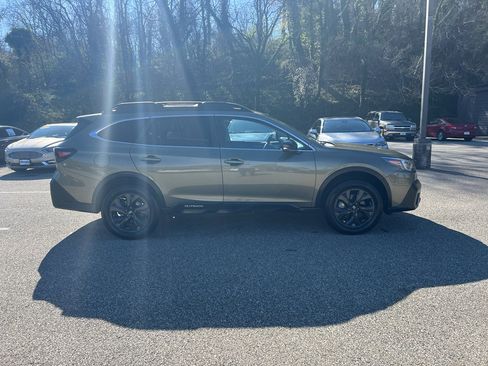 Used 2022 Subaru Outback Onyx Edition XT image 4