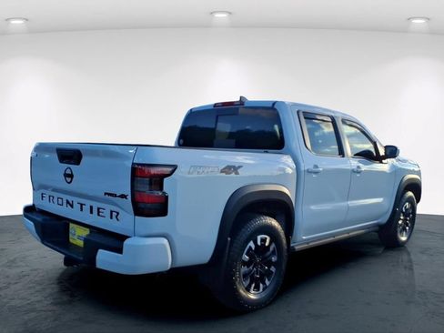 Used 2024 Nissan Frontier PRO-4X w/ Technology Package AWD/4WD image 8