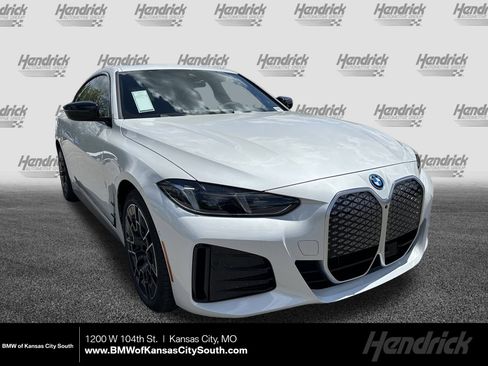 Used 2025 BMW i4 xDrive40i w/ M Sport Package AWD/4WD image 1