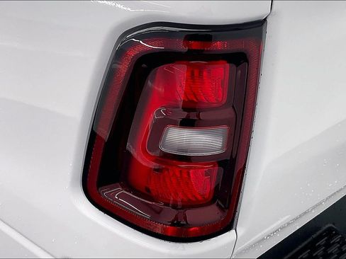 New 2026 RAM 1500 Express AWD/4WD image 16