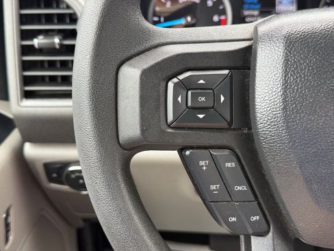 Used 2022 Ford F250 XL w/ Power Equipment Group AWD/4WD image 33