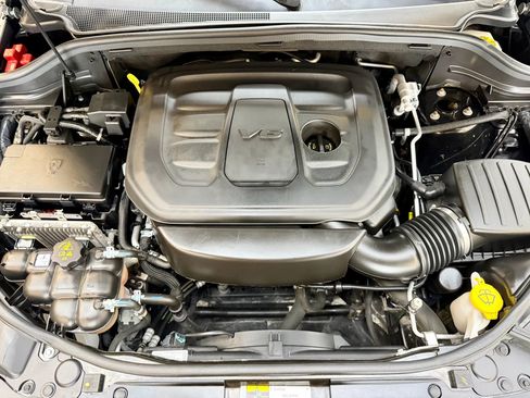 Used 2021 Jeep Grand Cherokee Laredo image 22