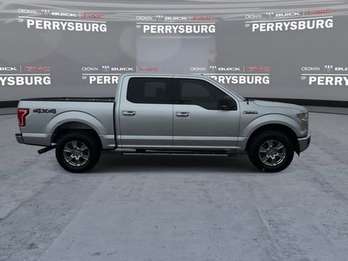 Used 2017 Ford F150 XLT w/ Equipment Group 302A Luxury AWD/4WD image 9