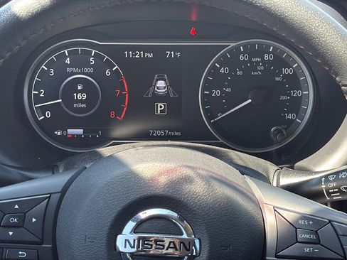 Used 2020 Nissan Kicks SR FWD image 20