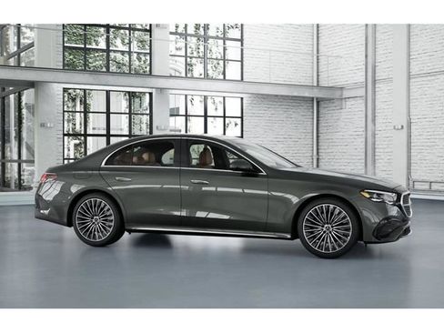 New 2026 Mercedes-Benz E 350 4MATIC Sedan image 14