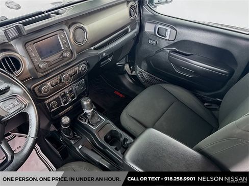 Used 2020 Jeep Gladiator Sport w/ Quick Order Package 24S image 21