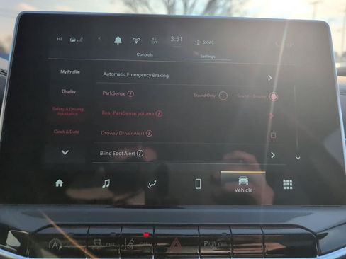 New 2026 Jeep Compass Limited AWD/4WD image 39