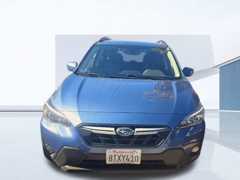 Used 2023 Subaru Crosstrek 2.0i Premium image 2