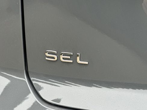 New 2026 Volkswagen Atlas Cross Sport SEL Premium R-Line image 27