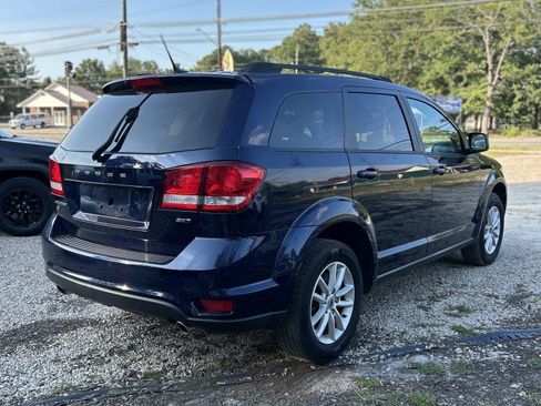 Used 2018 Dodge Journey SXT AWD/4WD image 3