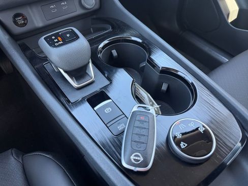 New 2026 Nissan Rogue SV image 31