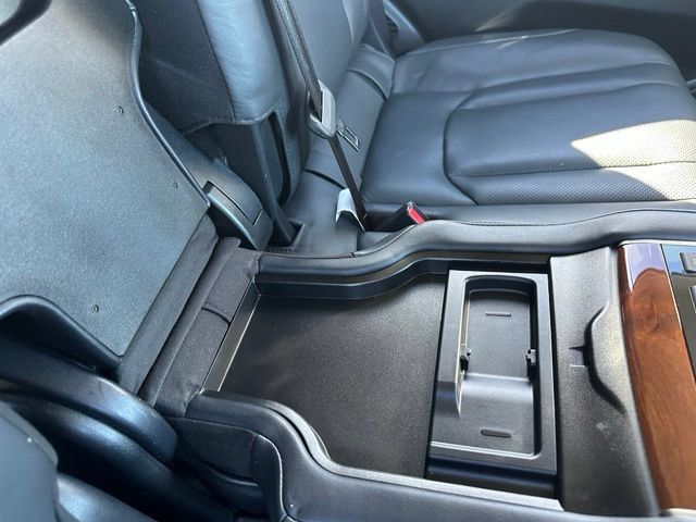 Used 2017 Lexus LX 570 4WD w/ Luxury Package image 38