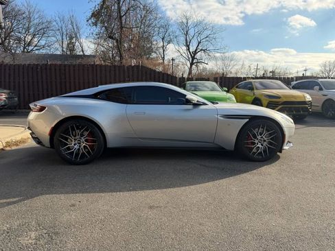 Used 2017 Aston Martin DB11 V12 image 5