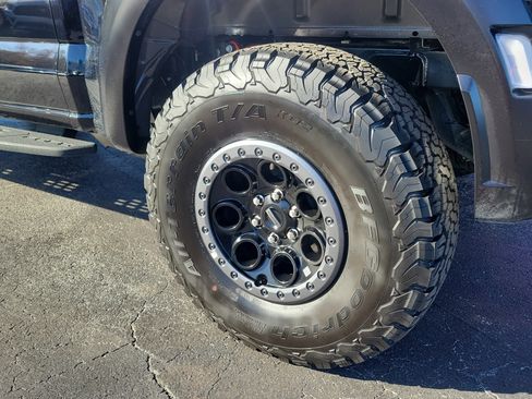 Used 2025 Ford F150 Raptor image 7