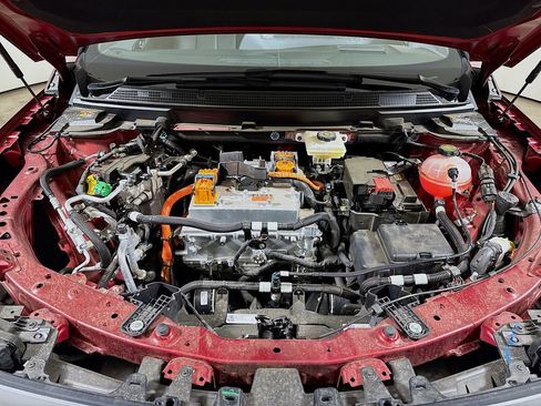 Certified 2025 Cadillac Optiq Luxury 2 image 30