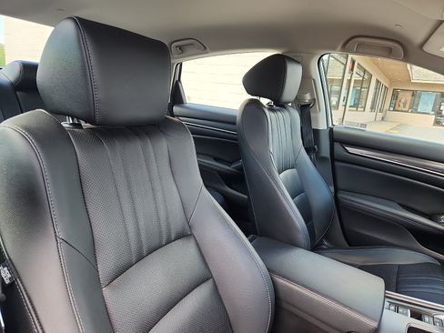 Used 2021 Honda Accord Sport Special Edition image 32