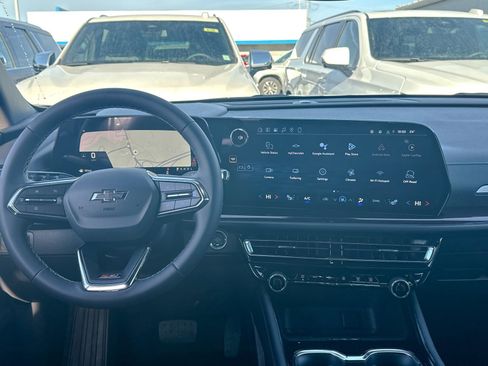 New 2026 Chevrolet Traverse Z71 w/ LPO, Floor Liner Package image 27