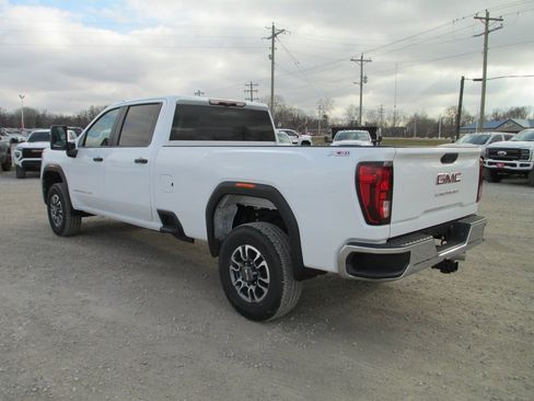 New 2026 GMC Sierra 3500 Pro image 8