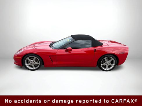 Used 2005 Chevrolet Corvette Convertible w/ Preferred Equipment Group RWD image 3