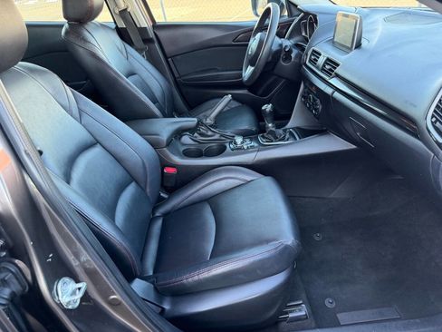 Used 2016 MAZDA MAZDA3 i Sport w/ Preferred Equipment Package image 34