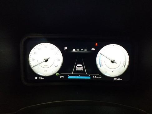 Used 2023 Hyundai Kona Limited w/ Cargo Package FWD image 9