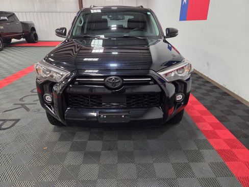 Used 2022 Toyota 4Runner SR5 Premium image 16