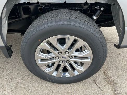 New 2025 Ford F150 Lariat w/ Equipment Group 501A Mid image 5