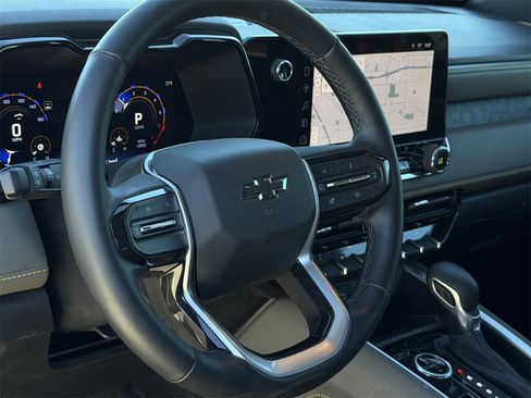 Certified 2025 Chevrolet Colorado ZR2 w/ ZR2 Bison Edition image 11