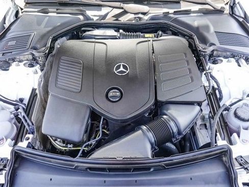 Used 2025 Mercedes-Benz C 300 Sedan image 27