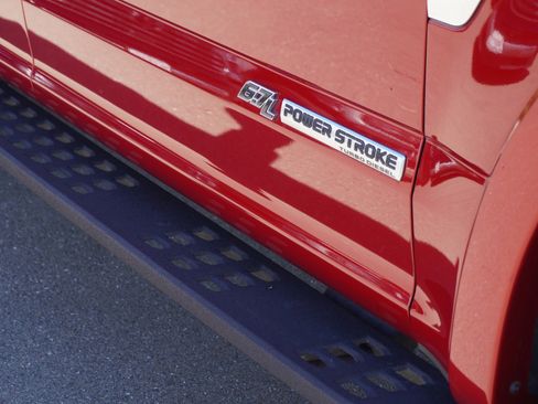 Used 2021 Ford F250 Lariat w/ Tremor Off-Road Package image 5