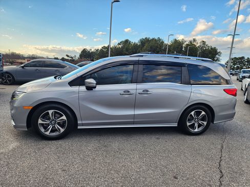 Certified 2020 Honda Odyssey Touring image 8