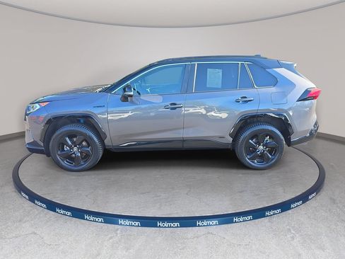 Used 2021 Toyota RAV4 XSE AWD/4WD image 9
